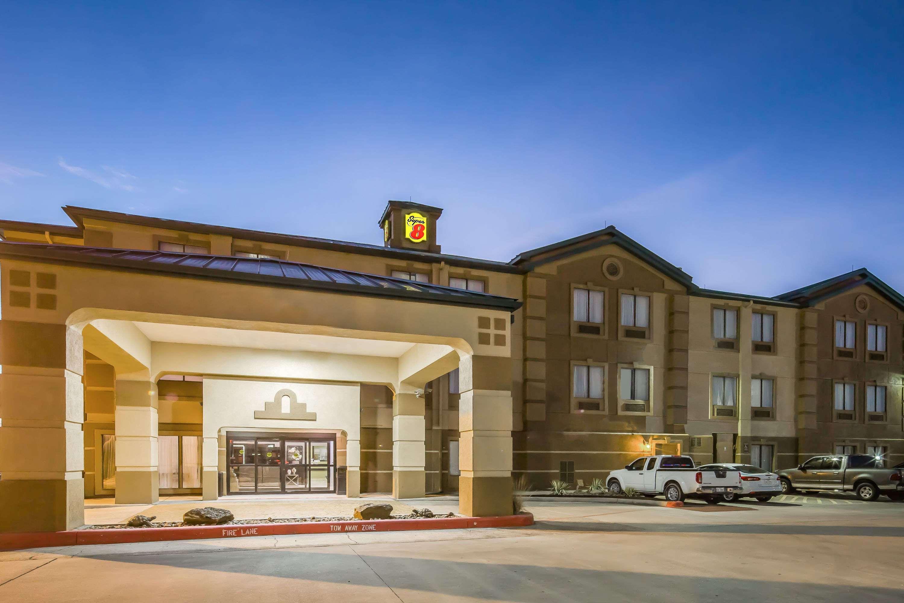 Super 8 by Wyndham Port Arthur/Nederland Area Exterior foto