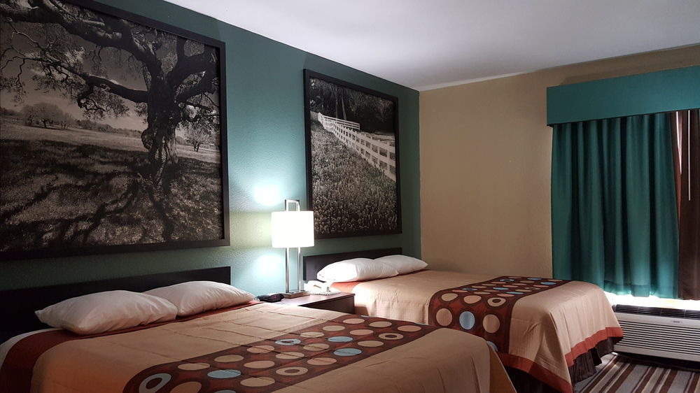 Super 8 by Wyndham Port Arthur/Nederland Area Exterior foto